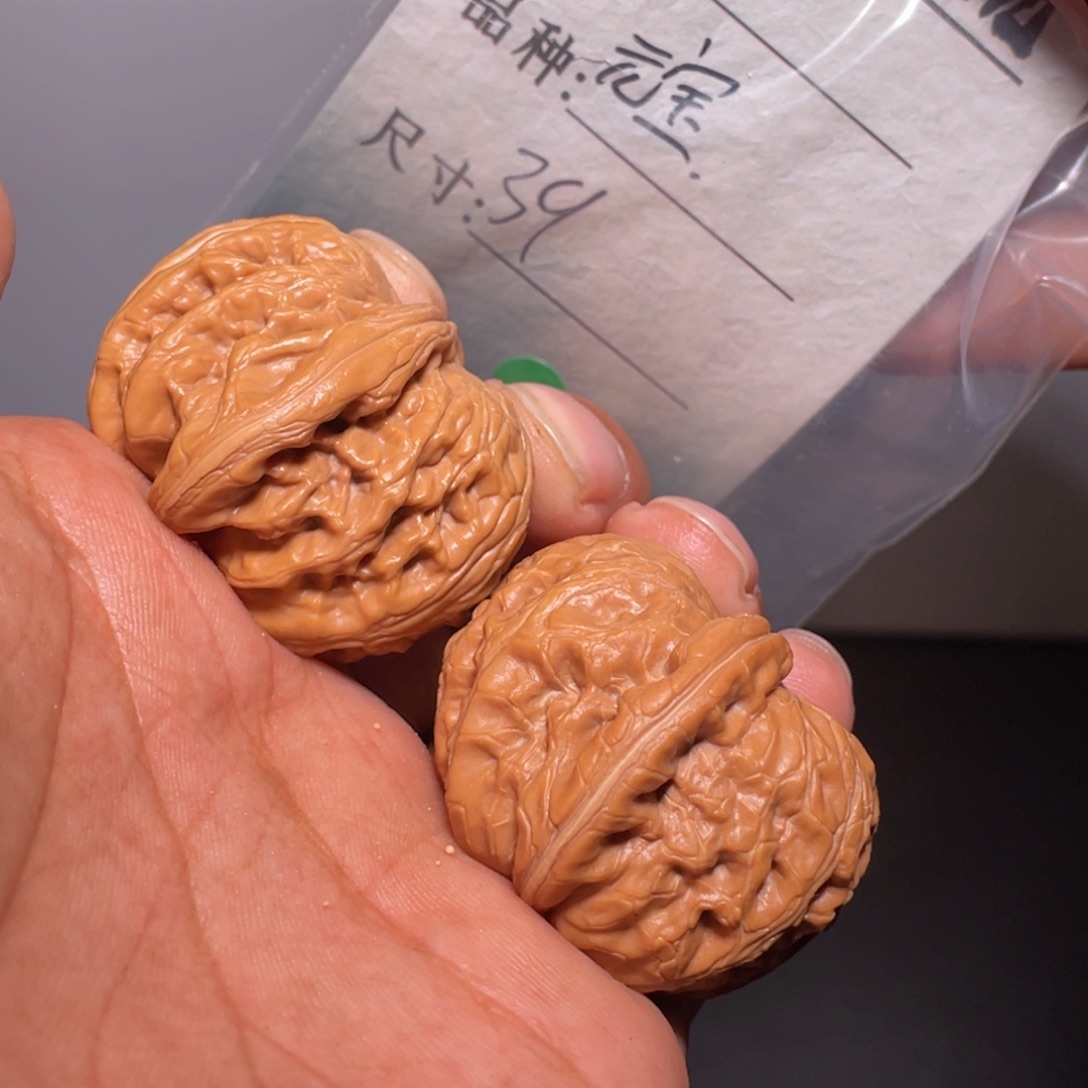 文玩核桃吊坠文玩核桃