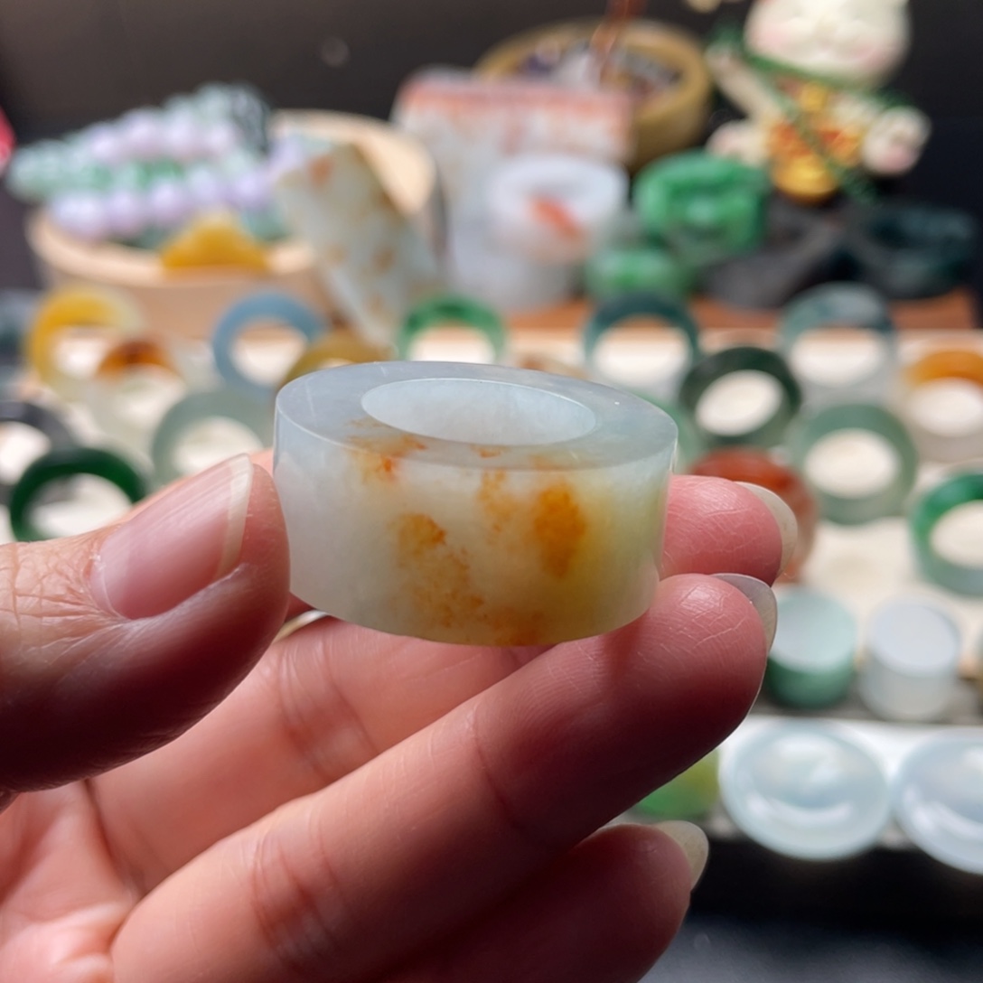 定制翡翠未镶嵌翡翠