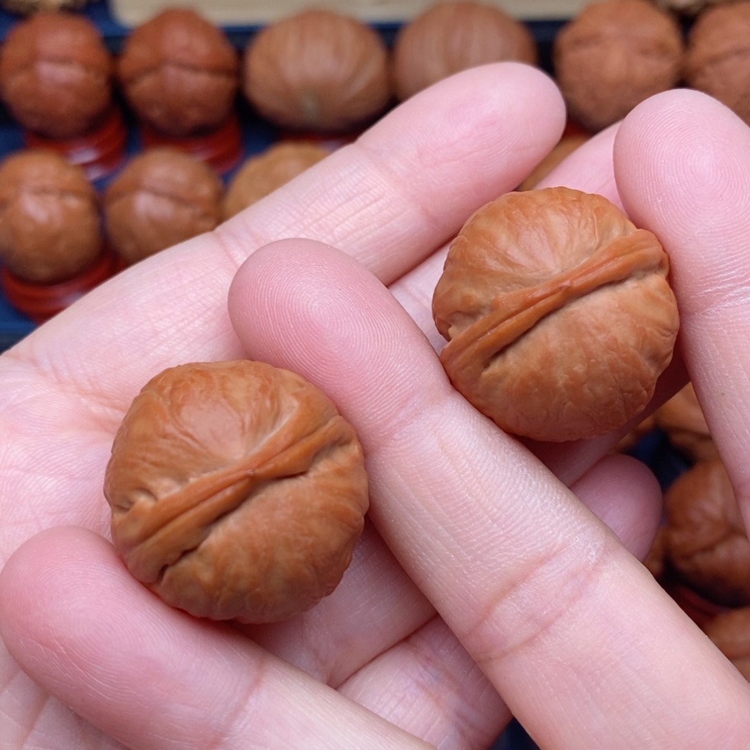 把件文玩核桃手捻精品夜明珠