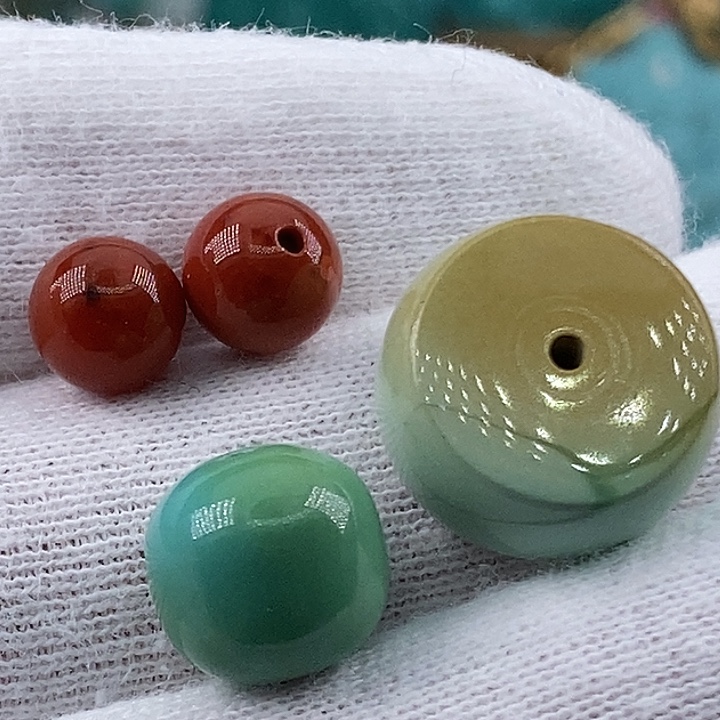 南红玛瑙未镶嵌珠宝奇石