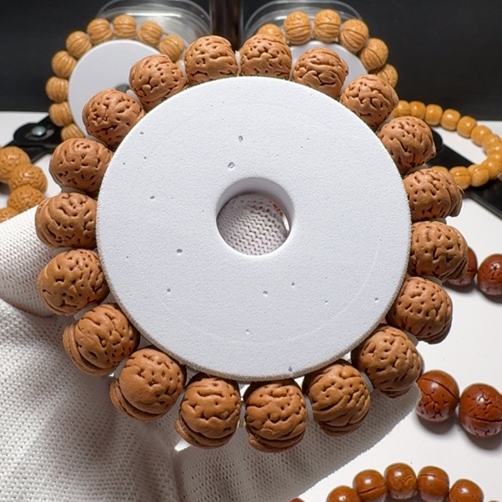 桃核手串小*沈阳树王桃核手串