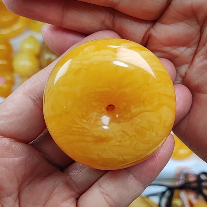 蜜蜡吊坠(赠链)未镶嵌