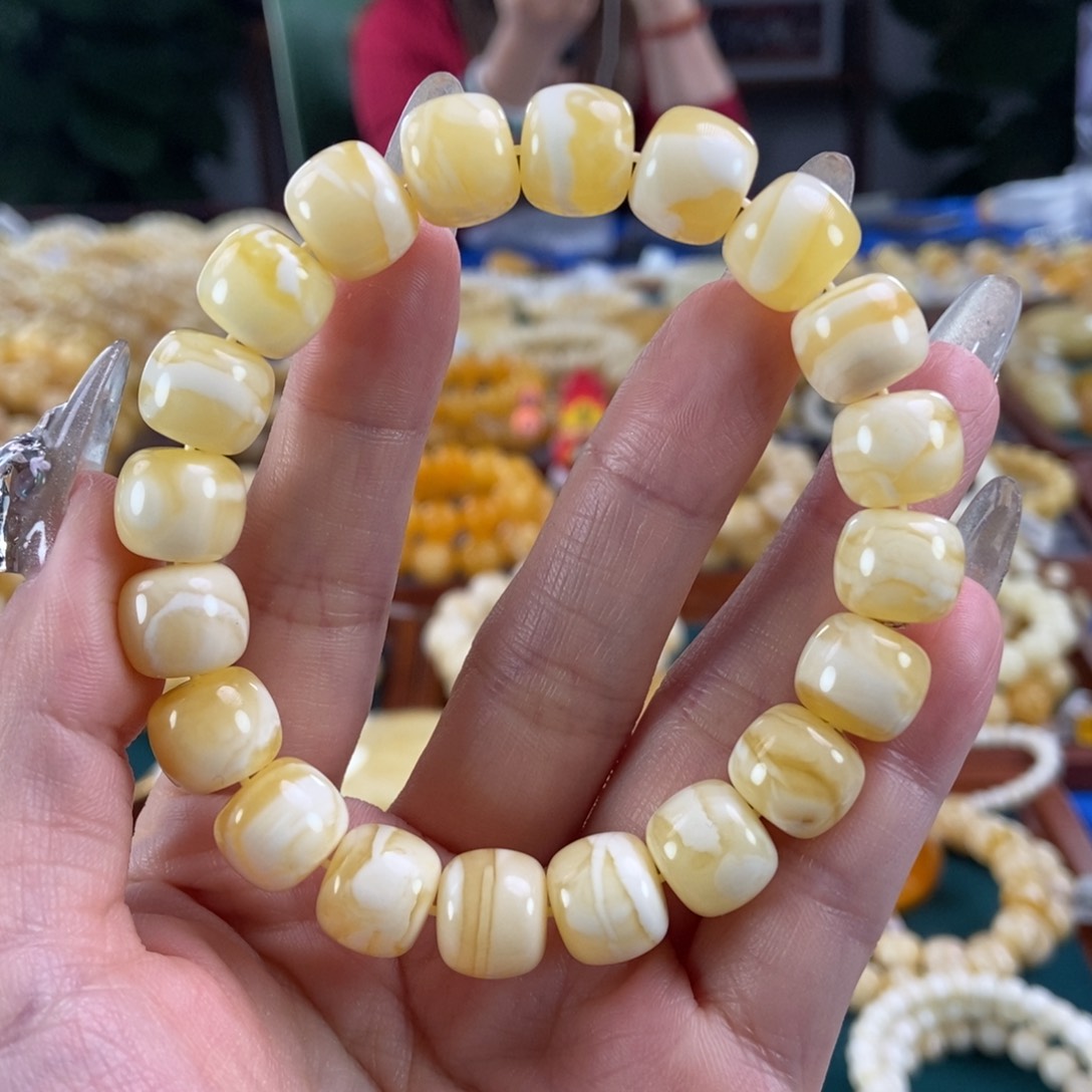 未镶嵌琥珀珠宝奇石11老型18.77