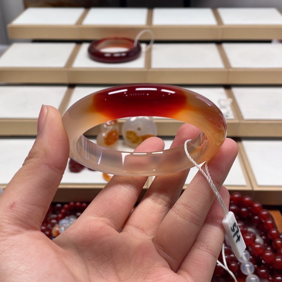 玛瑙/玉髓未镶嵌手镯