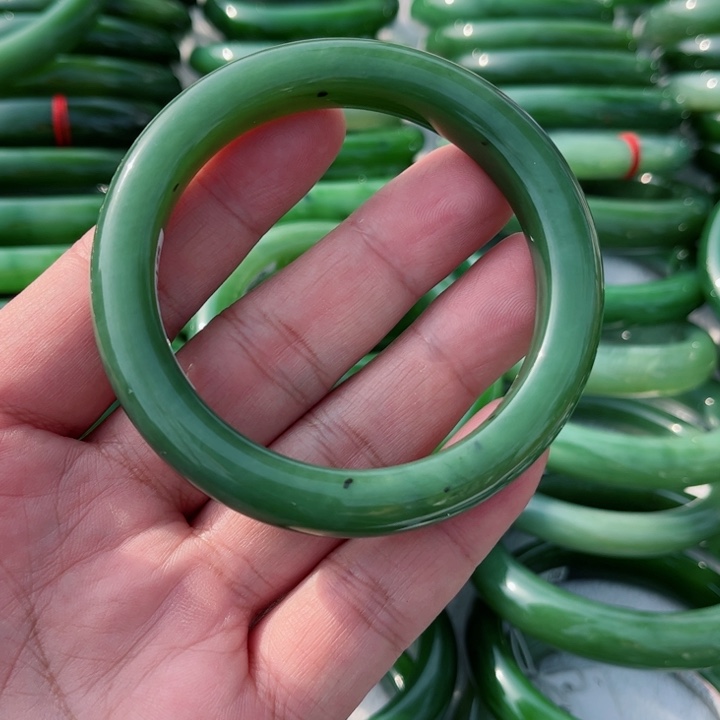 和田玉手镯未镶嵌雨***花56～0