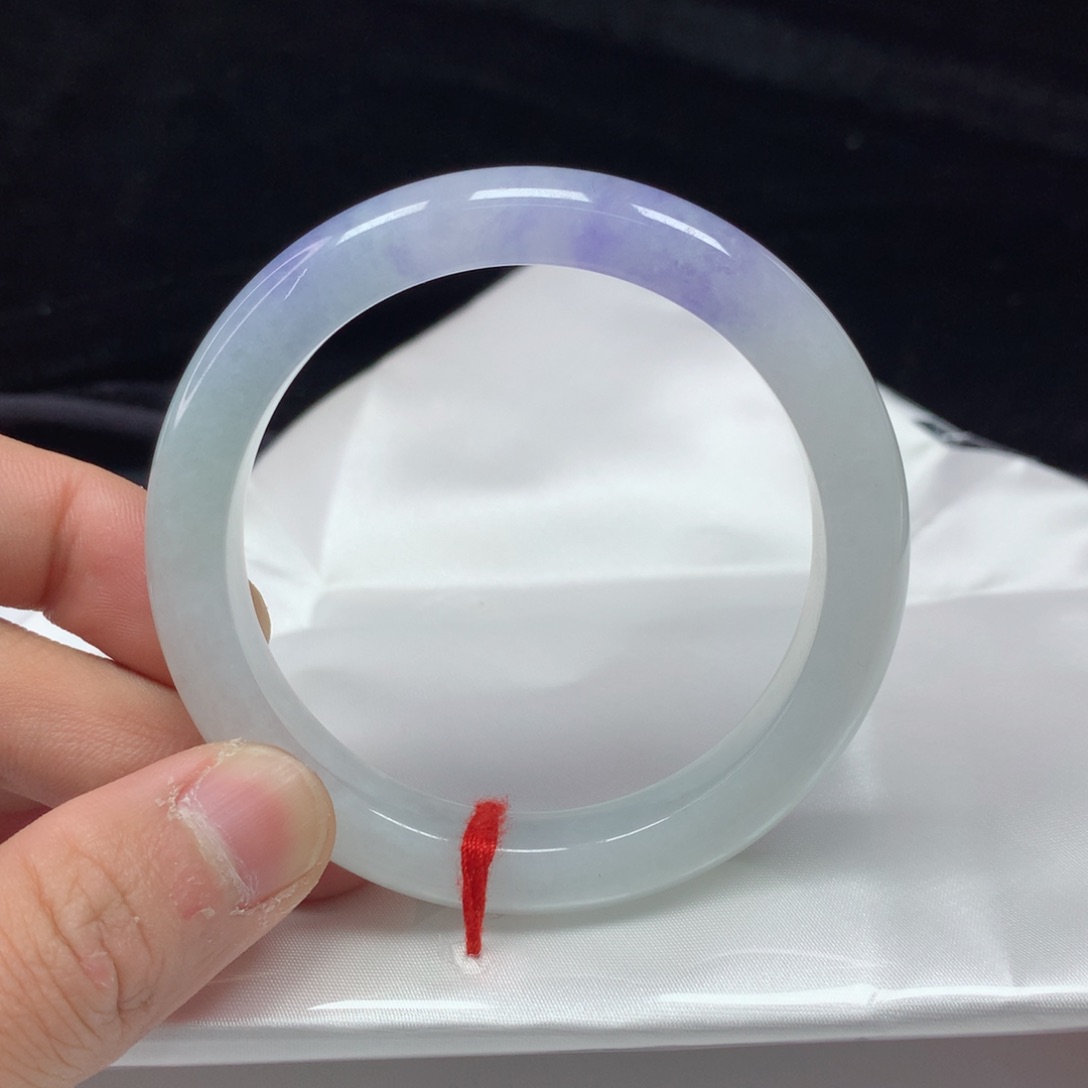 翡翠手镯（圆镯）未镶嵌54.2