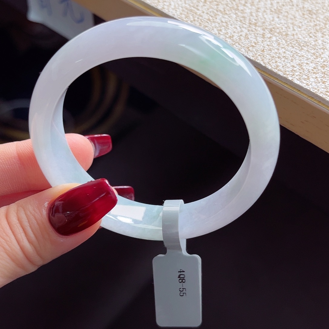 翡翠手镯未镶嵌手镯