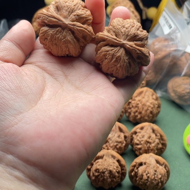 把件文玩核桃粗筋6064