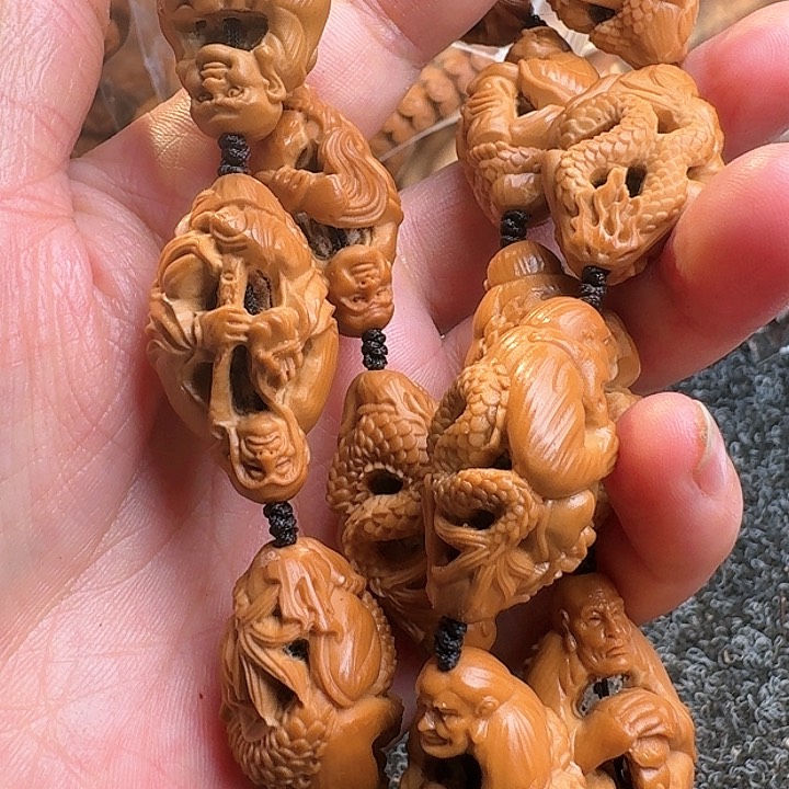 橄榄核吊坠橄榄与龙罗汉