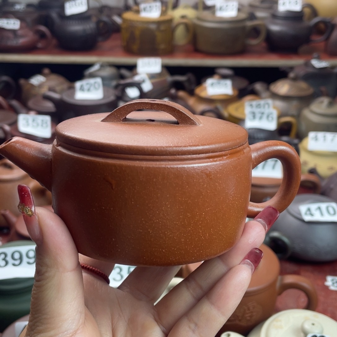 宜兴紫砂壶微瑕疵