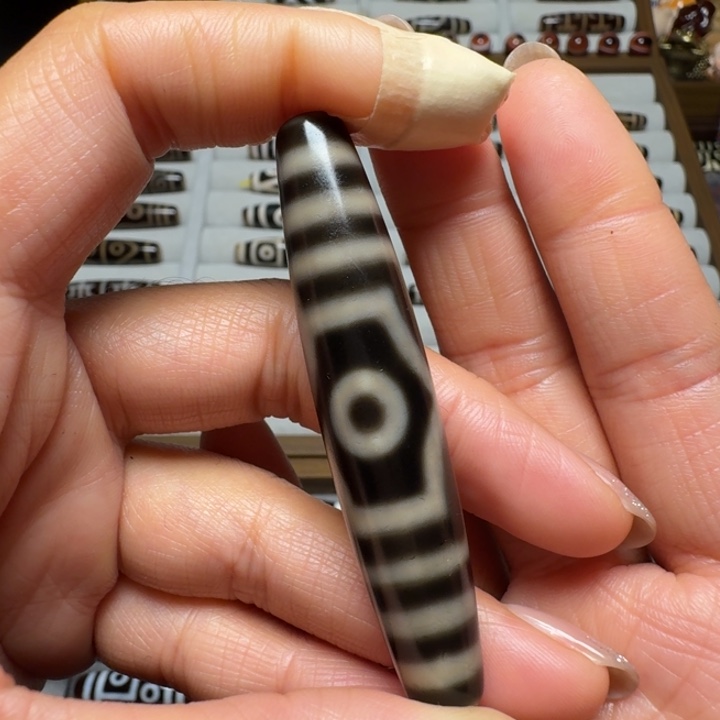 旅***途玛瑙/玉髓未镶嵌颈饰