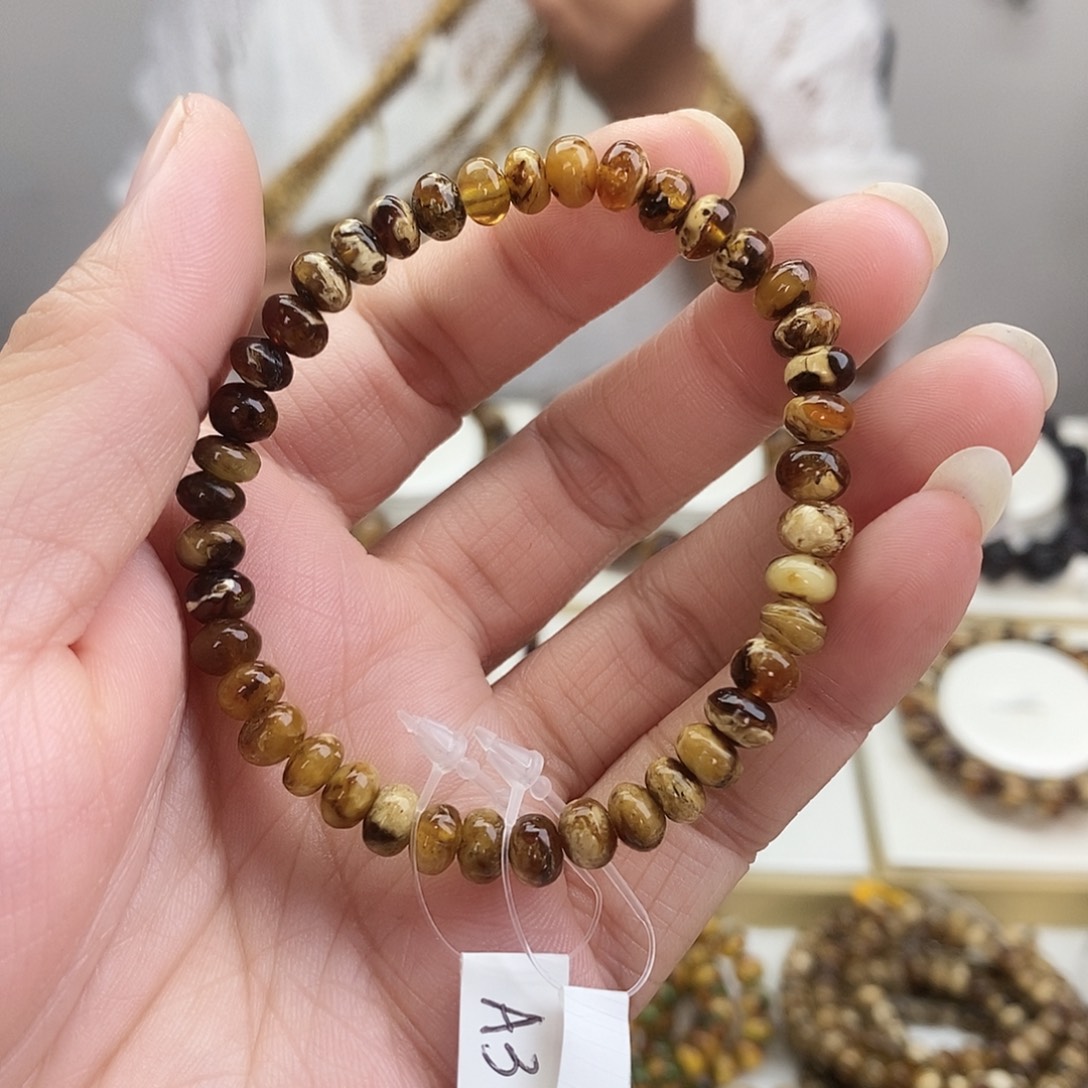 琥珀未镶嵌裸石琥珀6