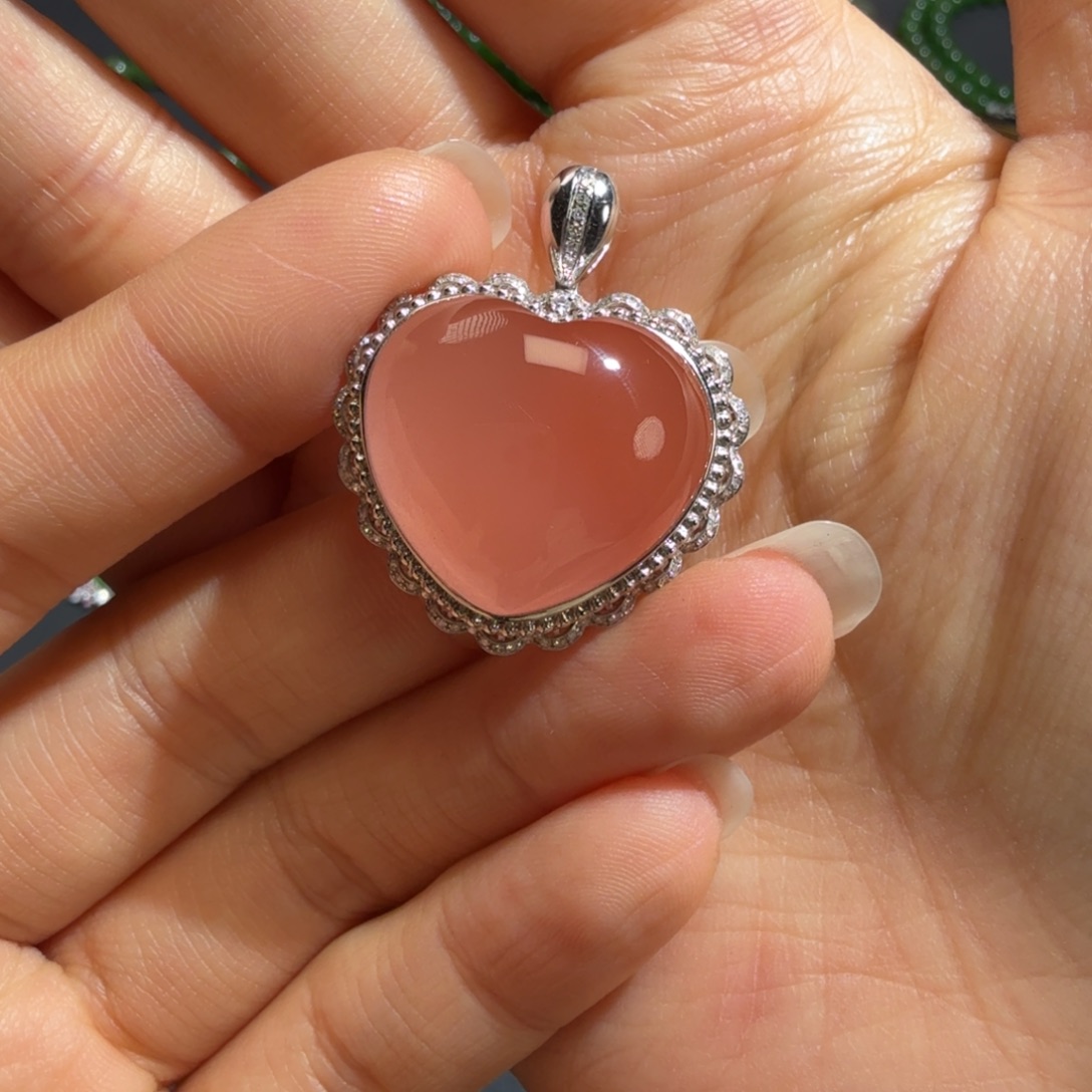 南红玛瑙18K金镶嵌颈饰