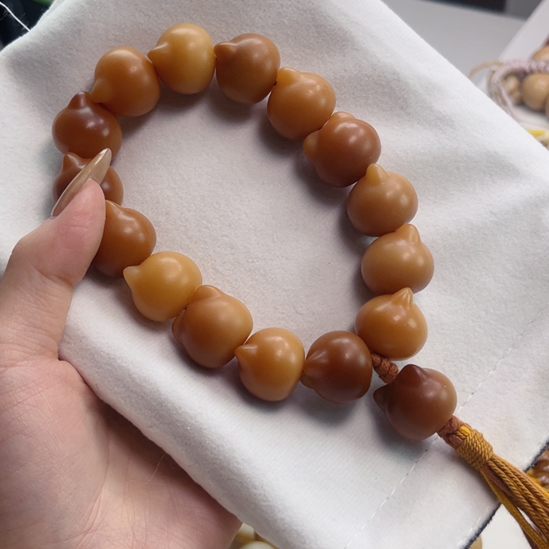 吊坠菩提根/象牙果干磨21mm猫猫头手持，h48