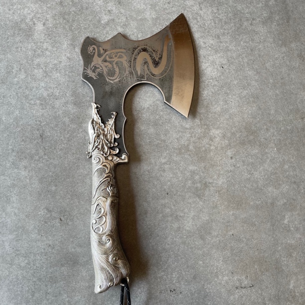 龙泉银龙斧 炮弹钢不生锈一体户外