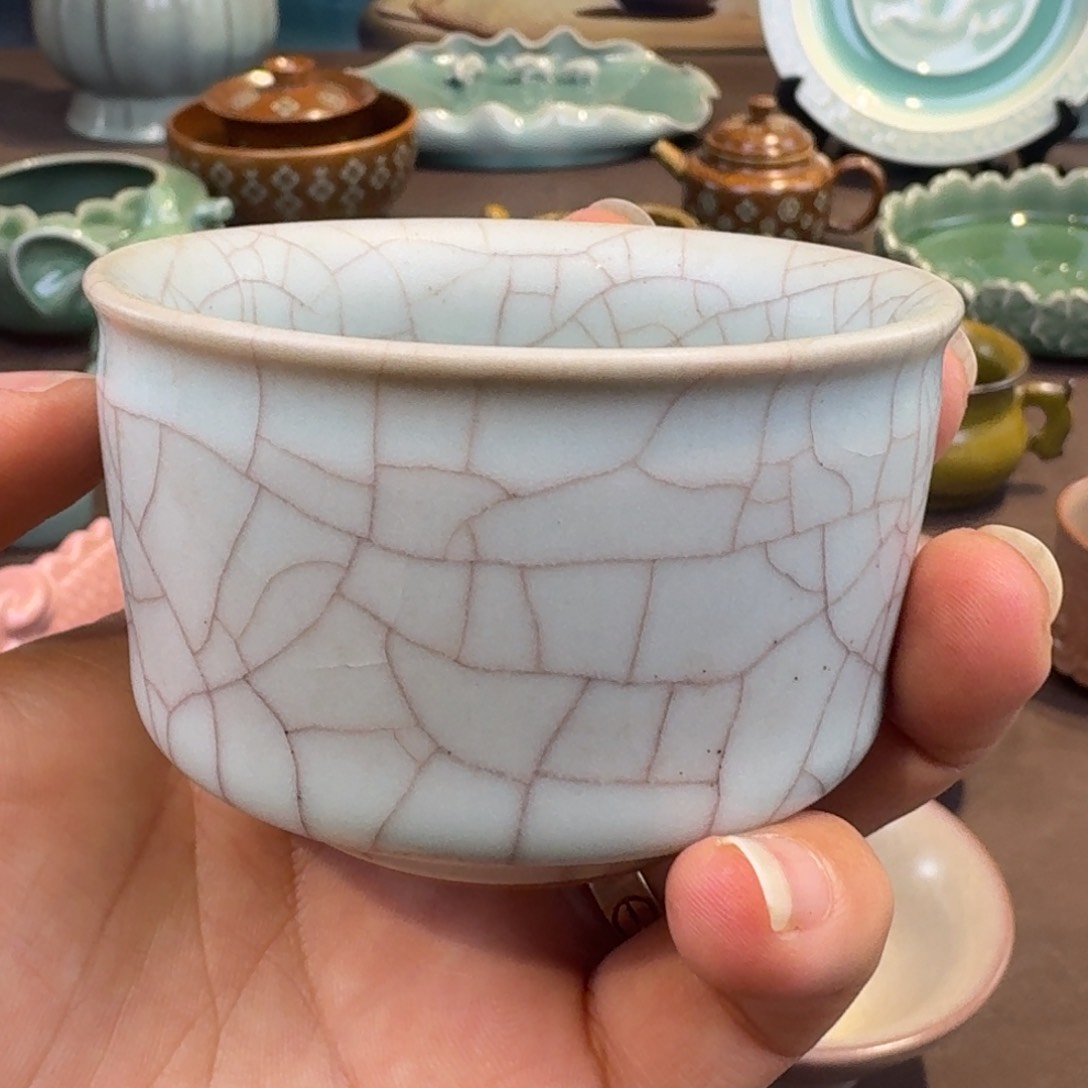 杯龙泉青瓷茶具微瑕