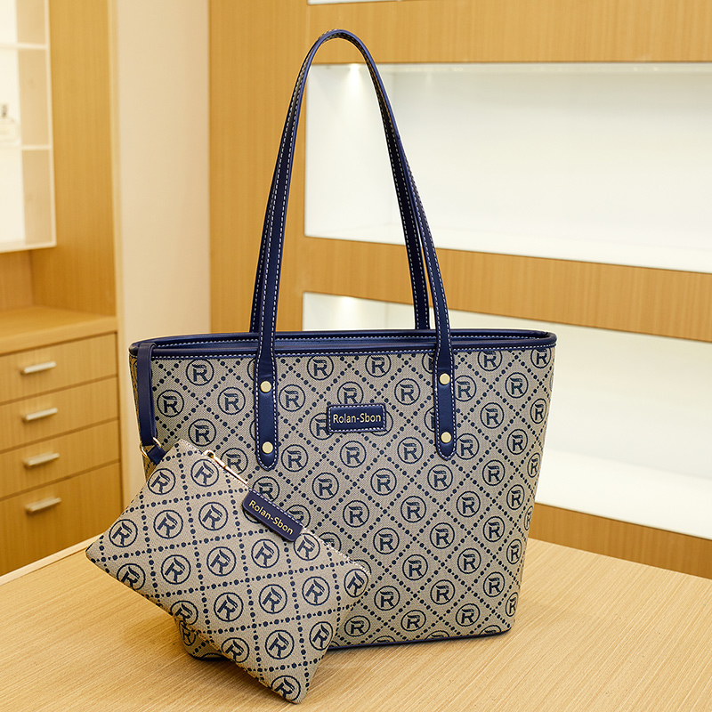 高级托特时尚包包通勤2025新款手提单肩大包大容量手提包女包外出