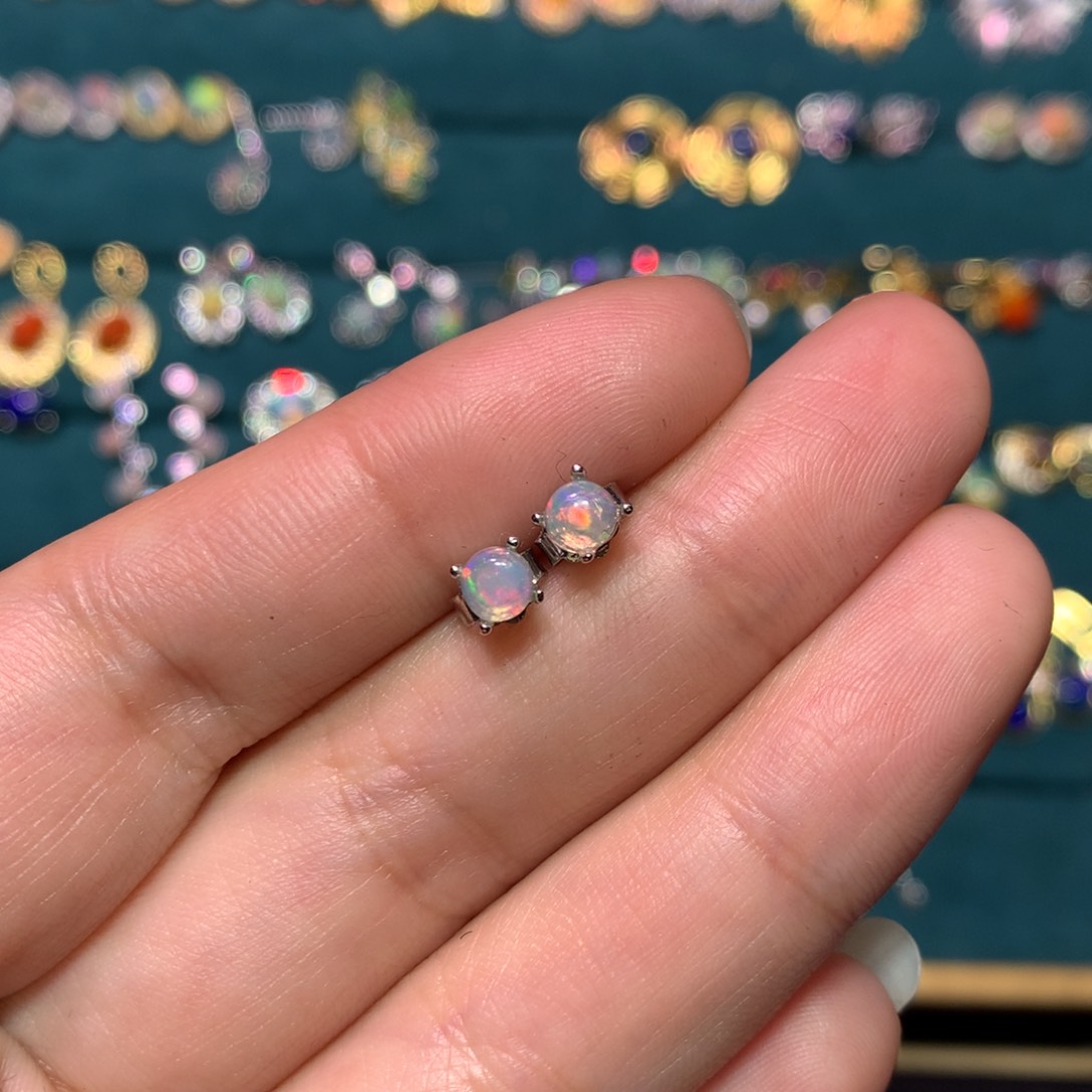 欧泊耳钉款式银S925镶嵌