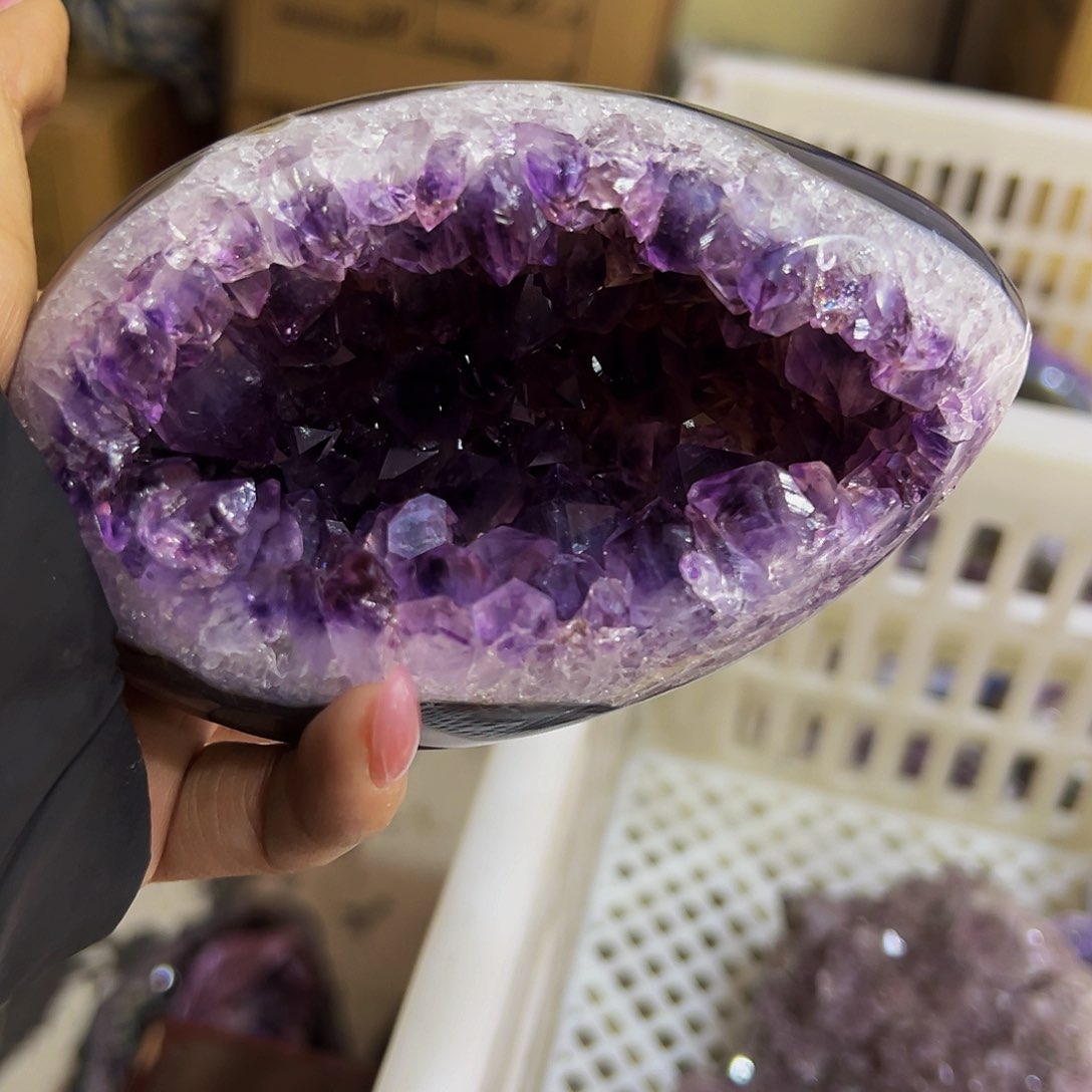 水晶大型摆件未镶嵌