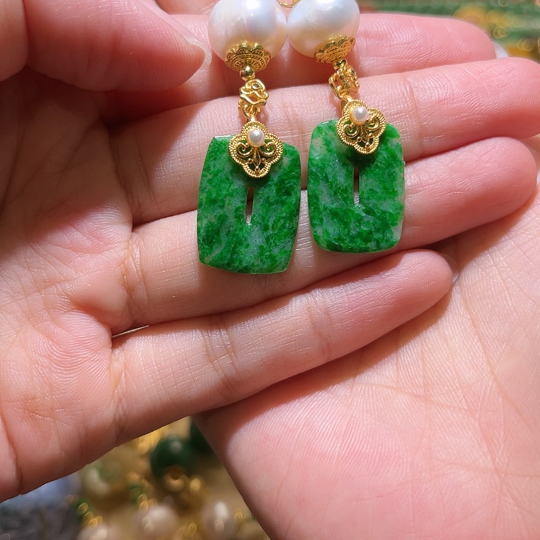 翡翠未镶嵌挂件翡翠