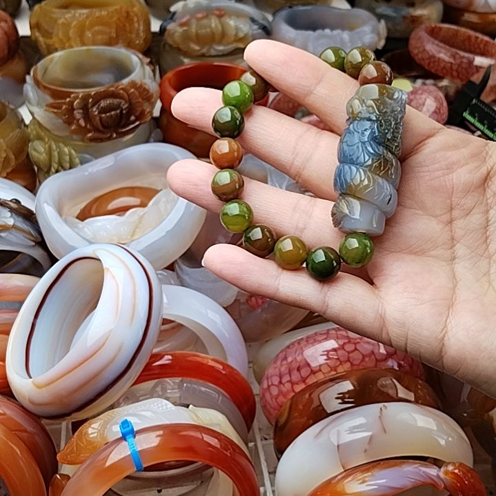 玛瑙/玉髓手串未镶嵌