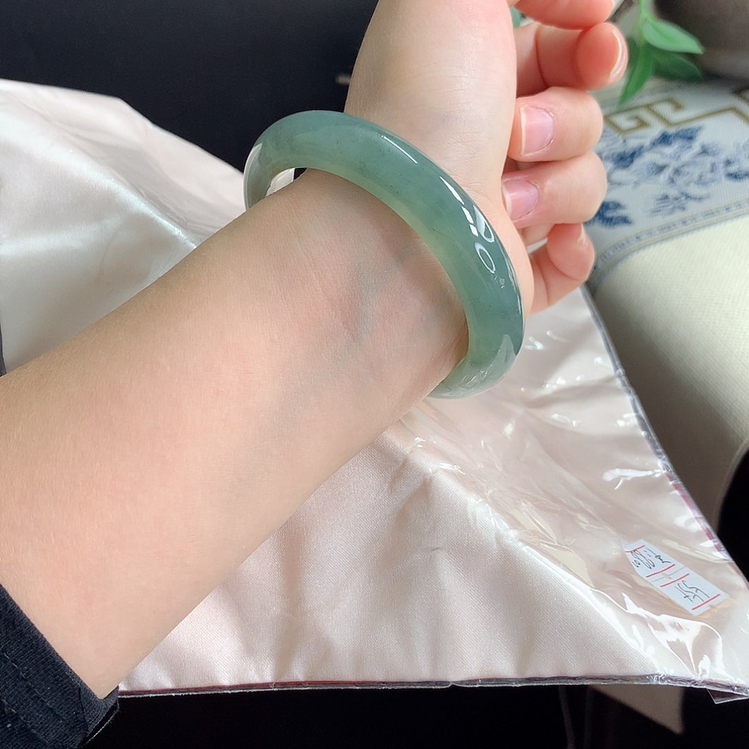 未镶嵌手镯翡翠，22号