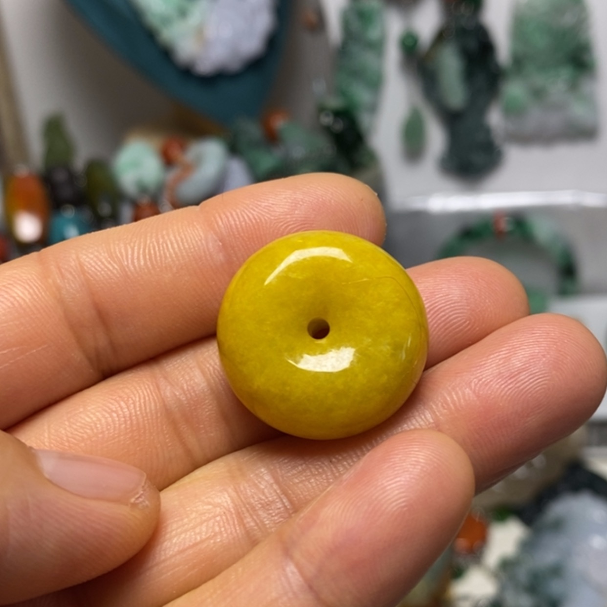 【闪购商品】翡翠吊坠(赠链)未镶嵌