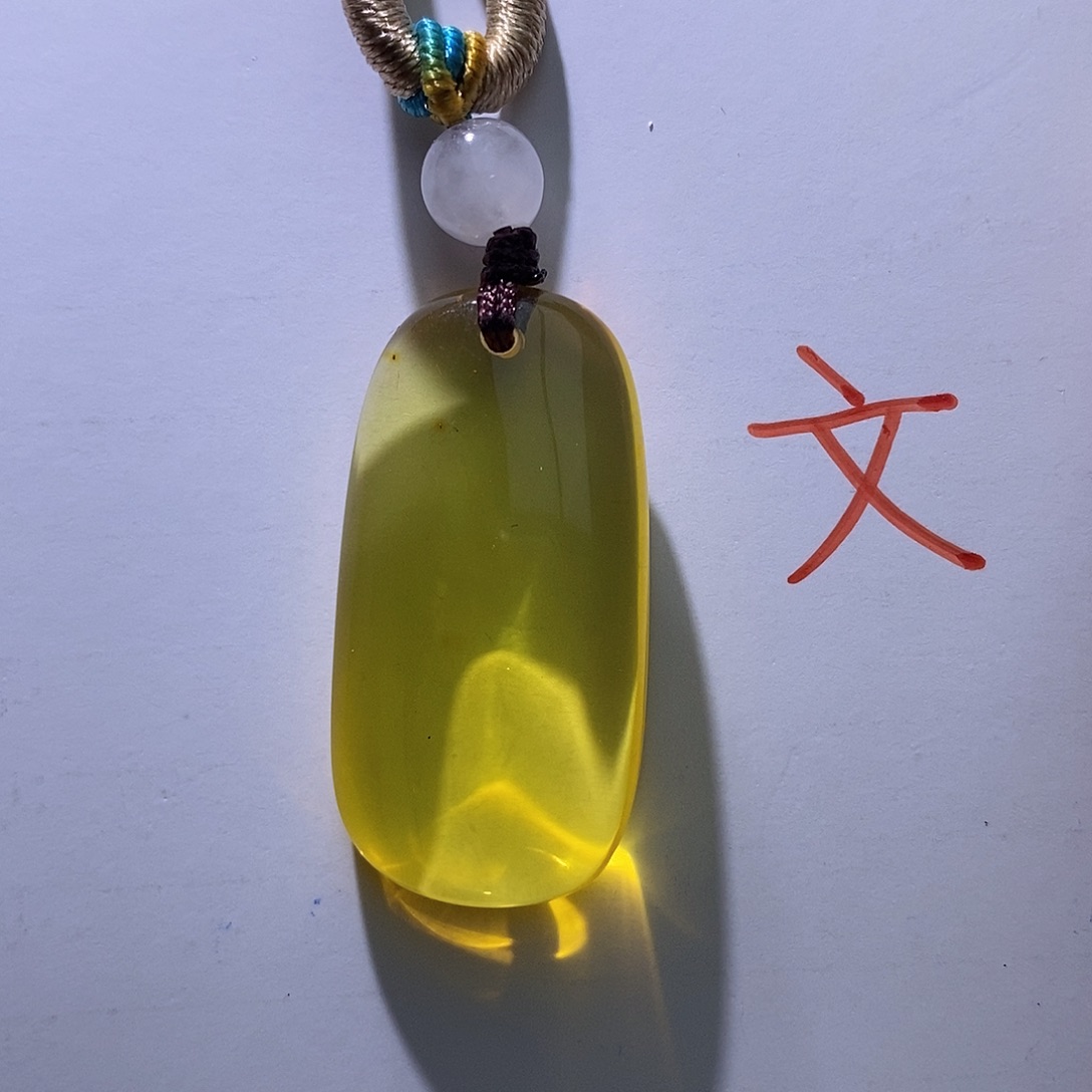 琥珀未镶嵌珠宝奇石15