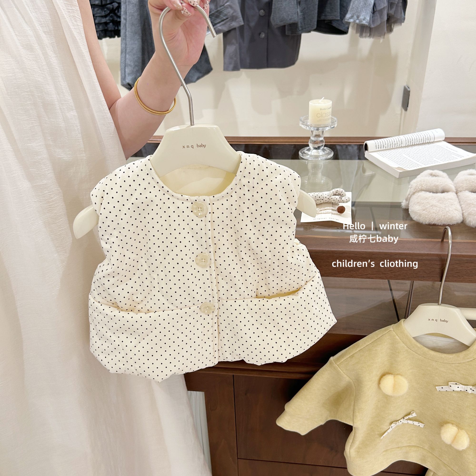 【咸柠七】女童马甲外穿冬季加厚夹棉儿童洋气好看背心保暖波点套装