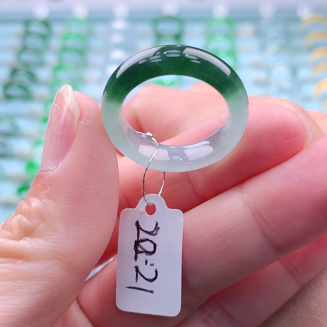 翡翠未镶嵌戒指A货缅甸翡翠