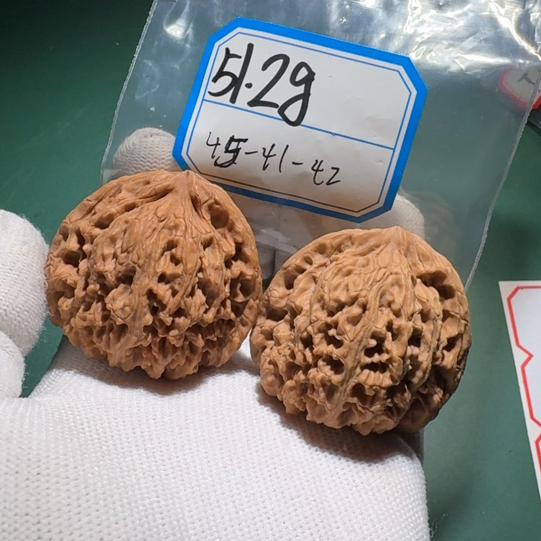 欧***驴吊坠文玩核桃51号万字s