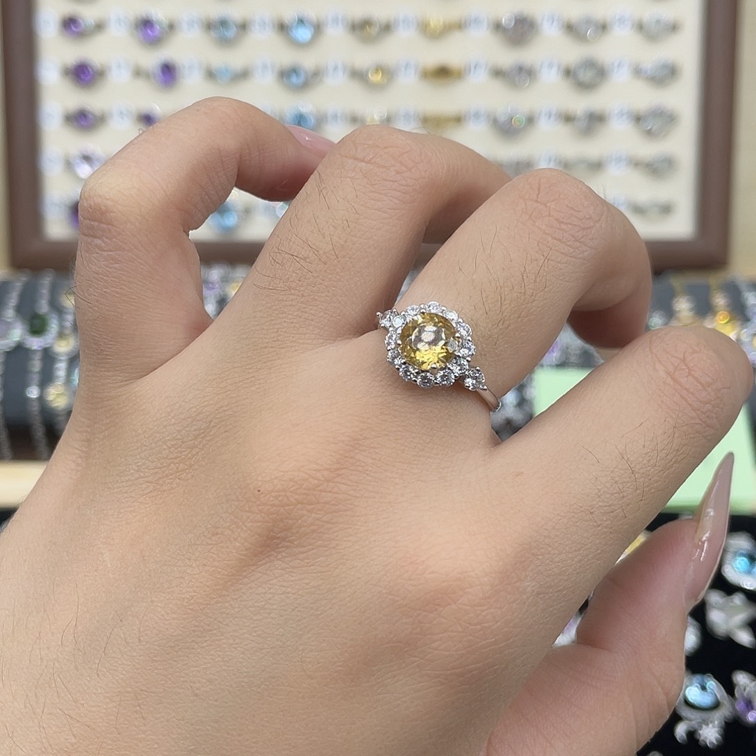 银S925镶嵌戒指黄晶