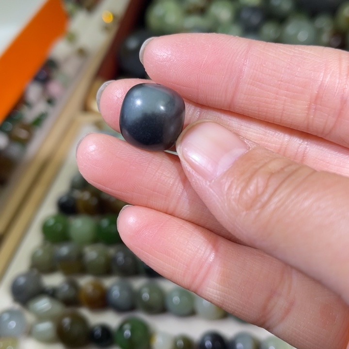 和田玉（糖玉）未镶嵌珠宝半成品