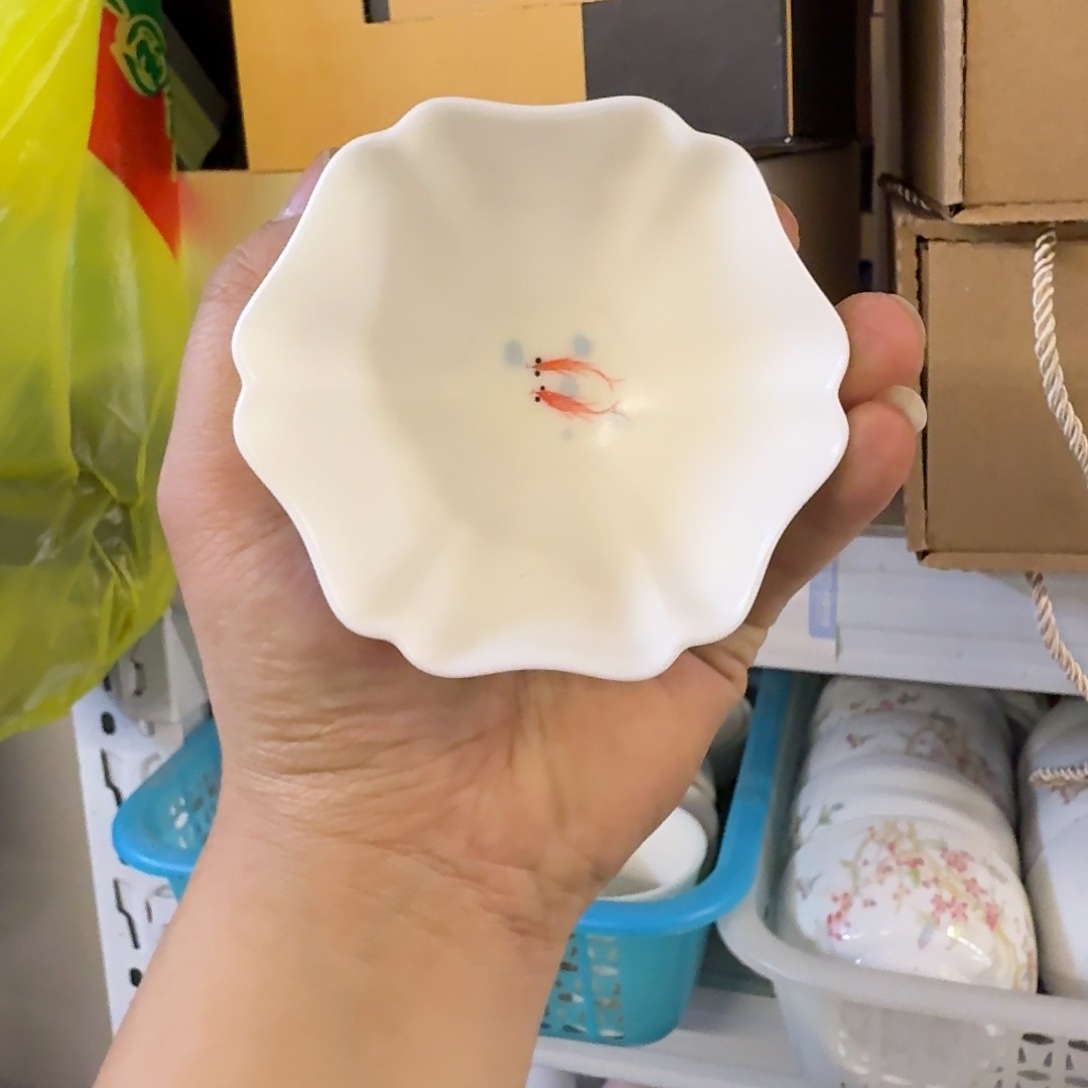 微瑕疵介意勿拍陶瓷器皿A462