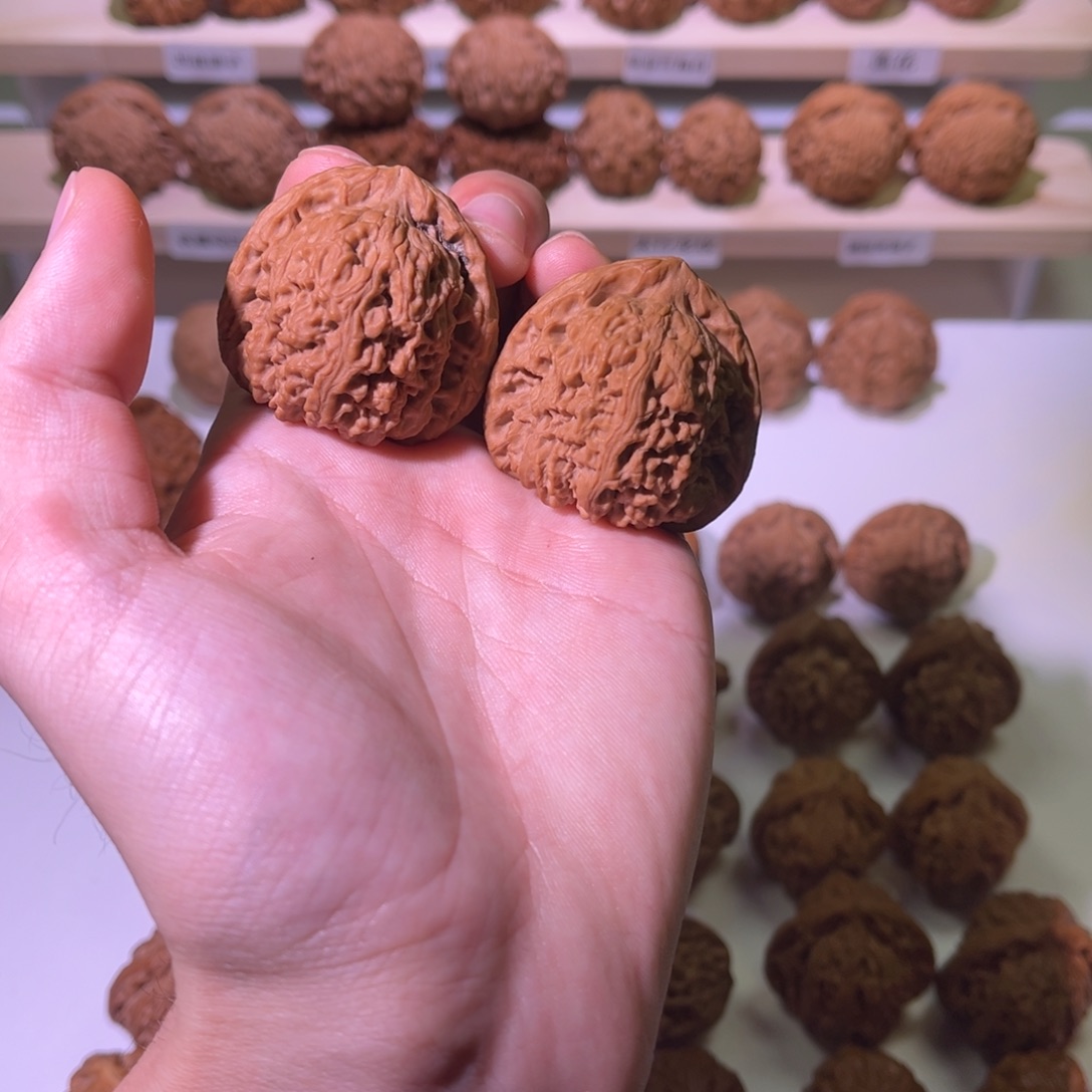 吊坠文玩核桃全品无修三角疆40