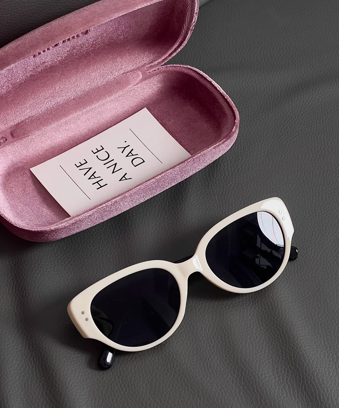 【601-650】复古猫眼高级感百搭防紫外线太阳镜适合男女方圆脸佩戴