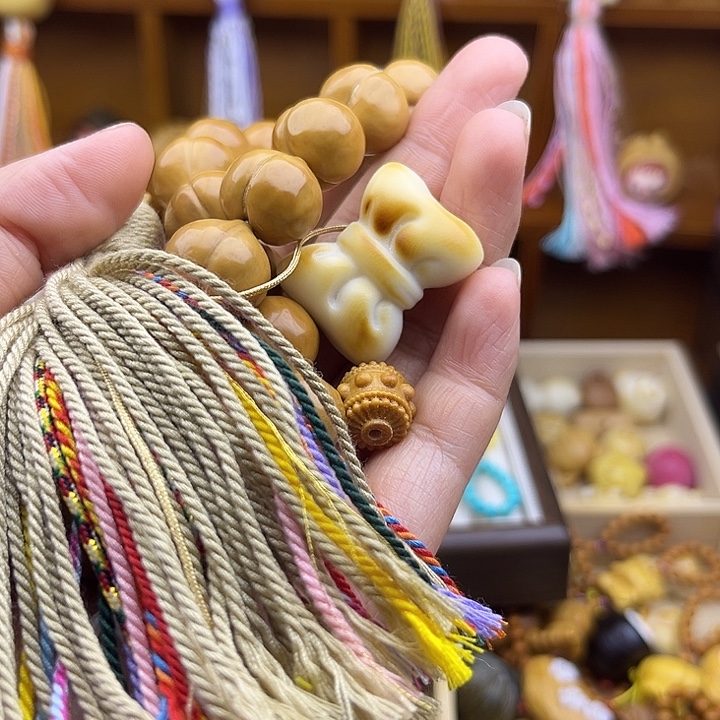 【***】猴头核桃手串侧猫爪设计款手持