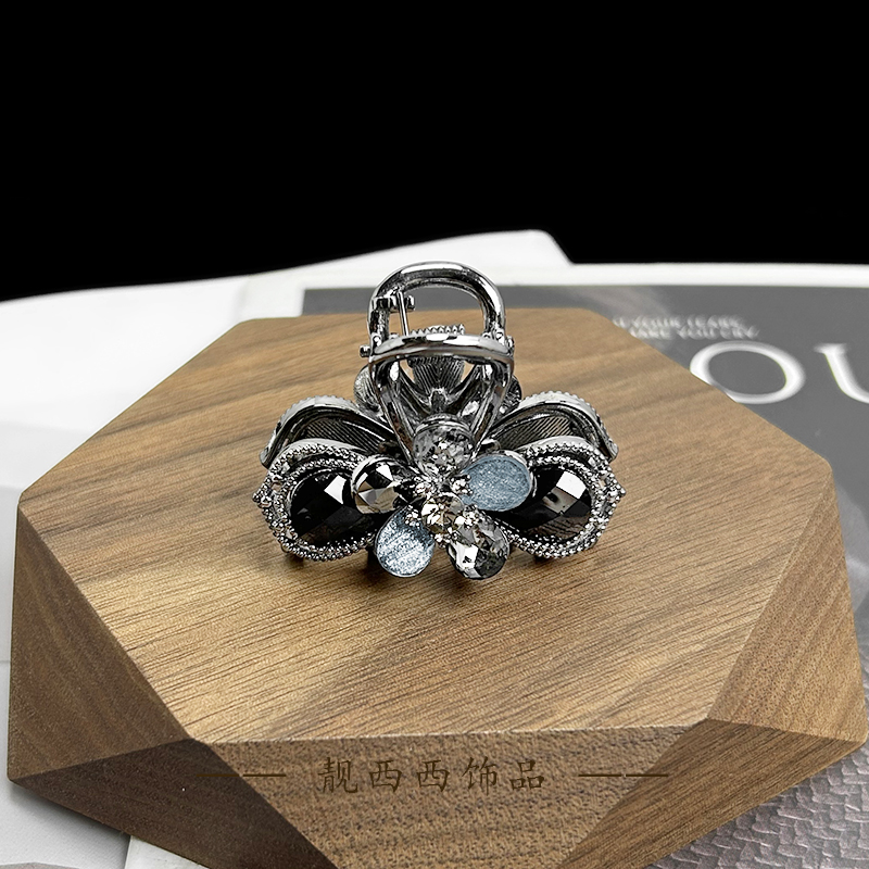 【LXX靓西西】8073 优雅时尚韩版4.5厘米半扎发抓夹