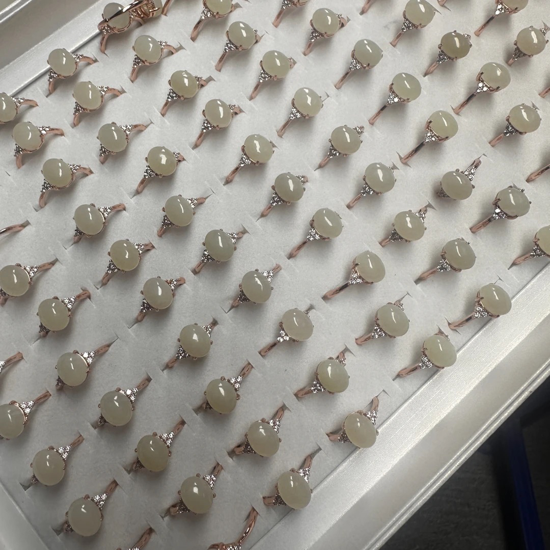 小帅的珠宝仓—精美和田玉开口戒多样性发一