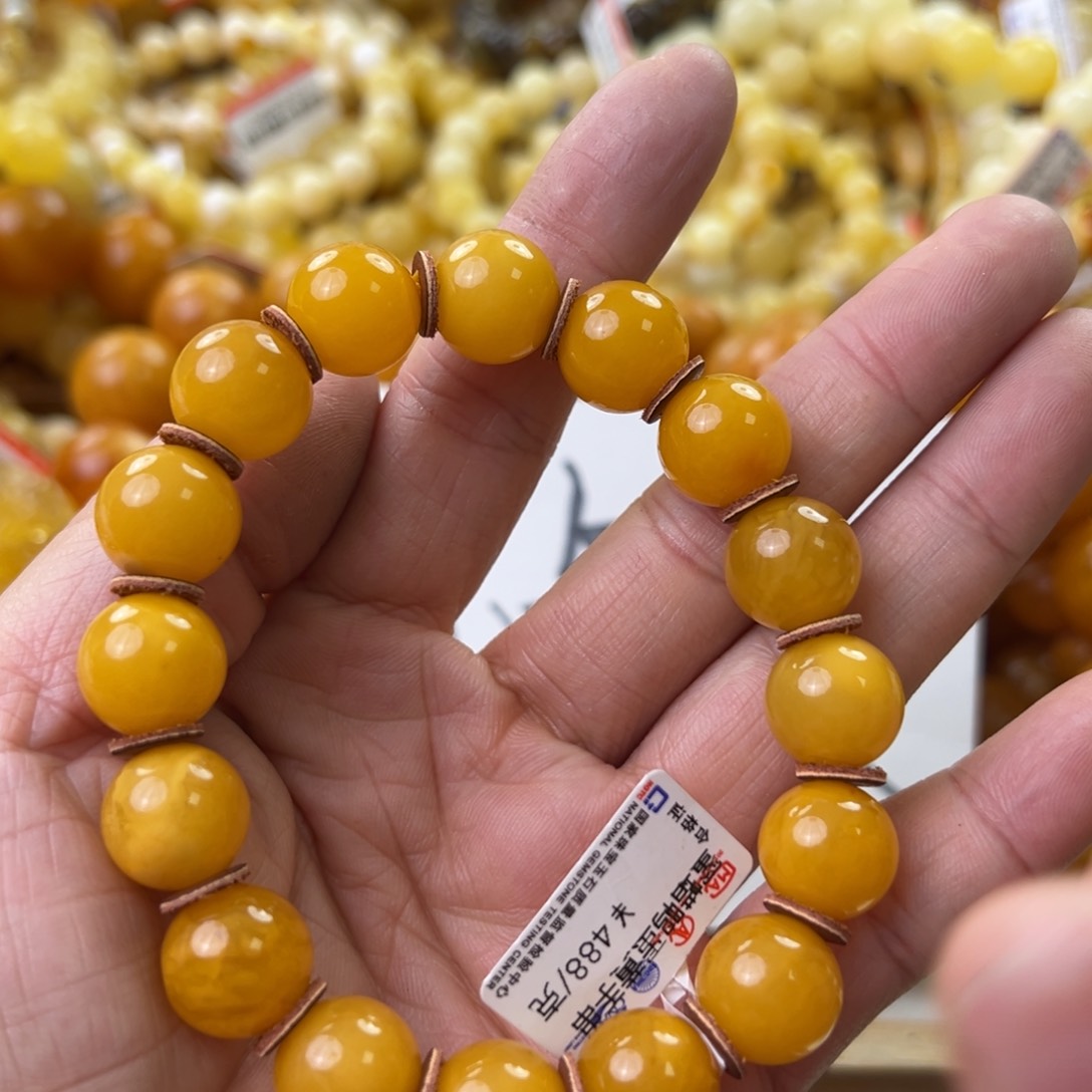 琥珀珠宝奇石未镶嵌