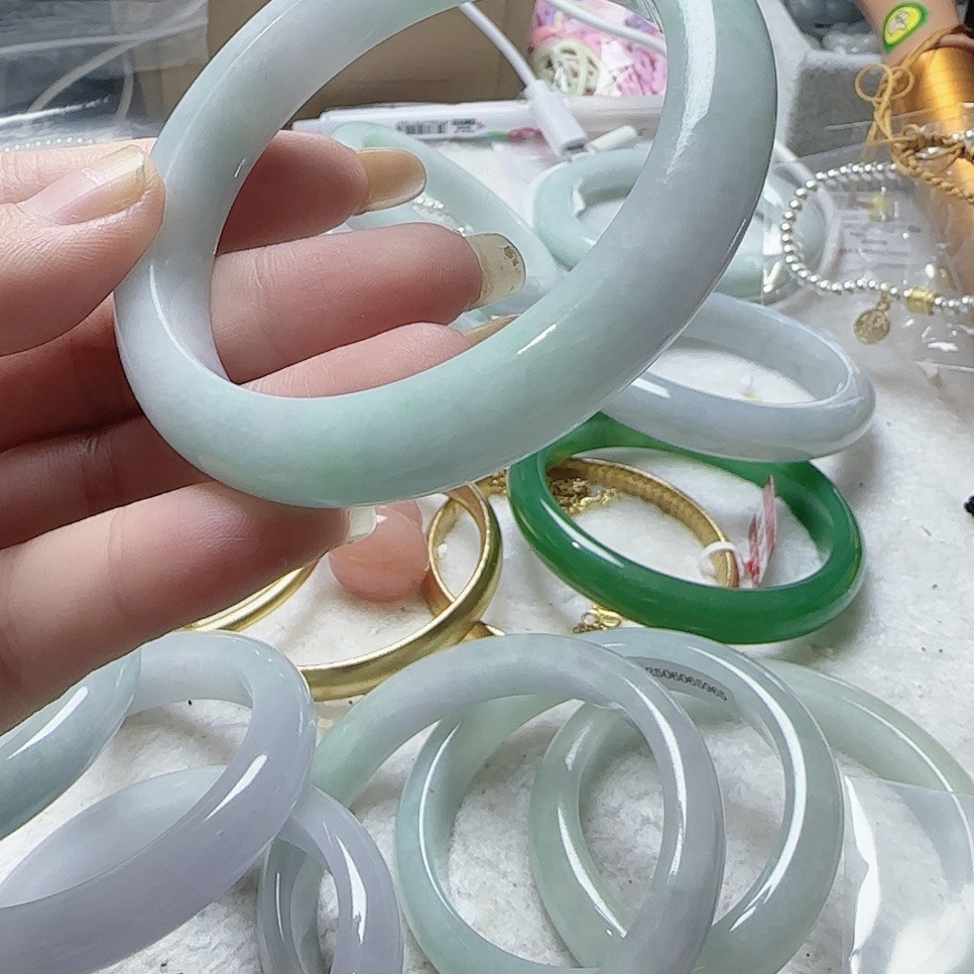 横***构摆件玛瑙/玉髓未镶嵌0不退换微瑕