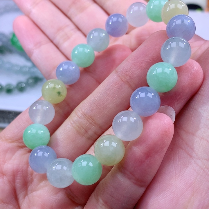 翡翠手链未镶嵌翡翠