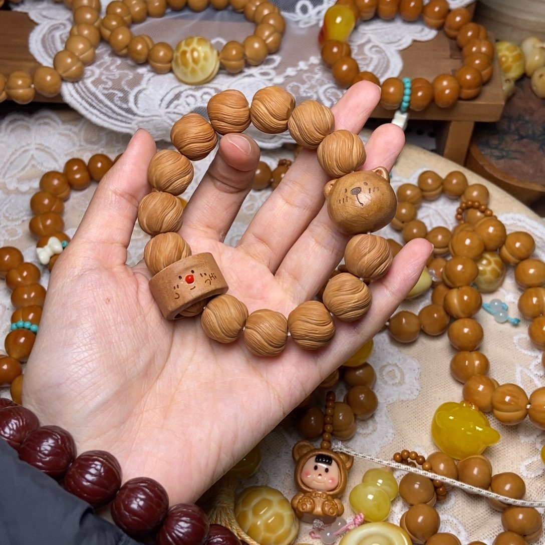 周***℡吊坠猴头核桃卷卷卡14