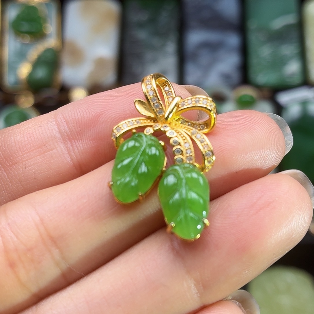 和田玉银S925镶嵌颈饰