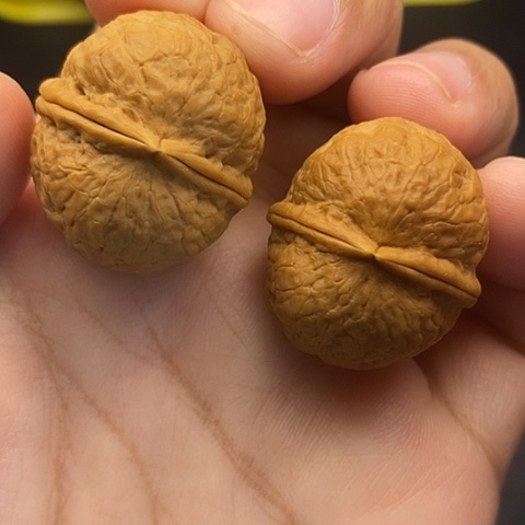 文玩核桃把件29尺鸽子蛋