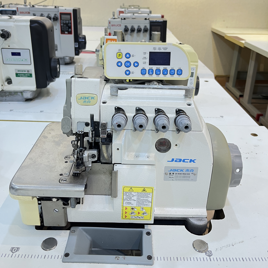 杰克904E全自动电脑款四线锁边机