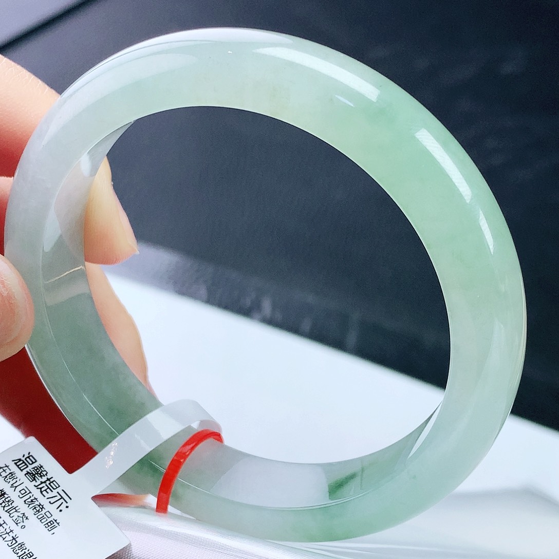 未镶嵌手镯翡翠58圈