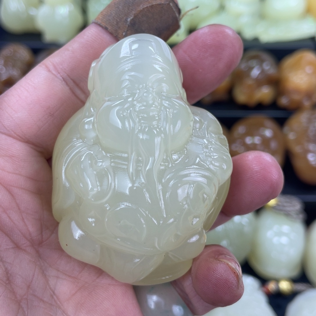 郑***z昆仑山料手把观赏