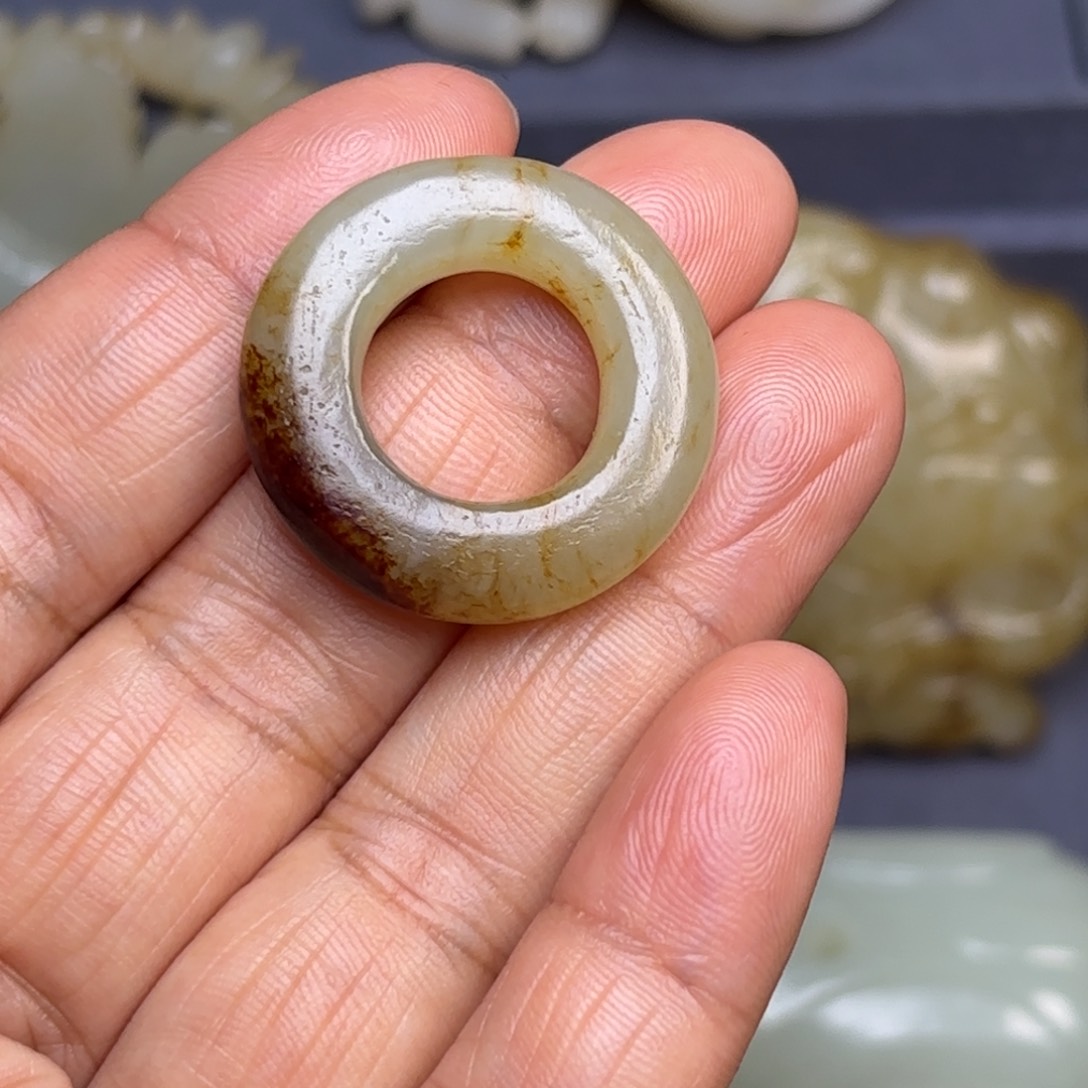 和田玉（糖玉）挂件未镶嵌