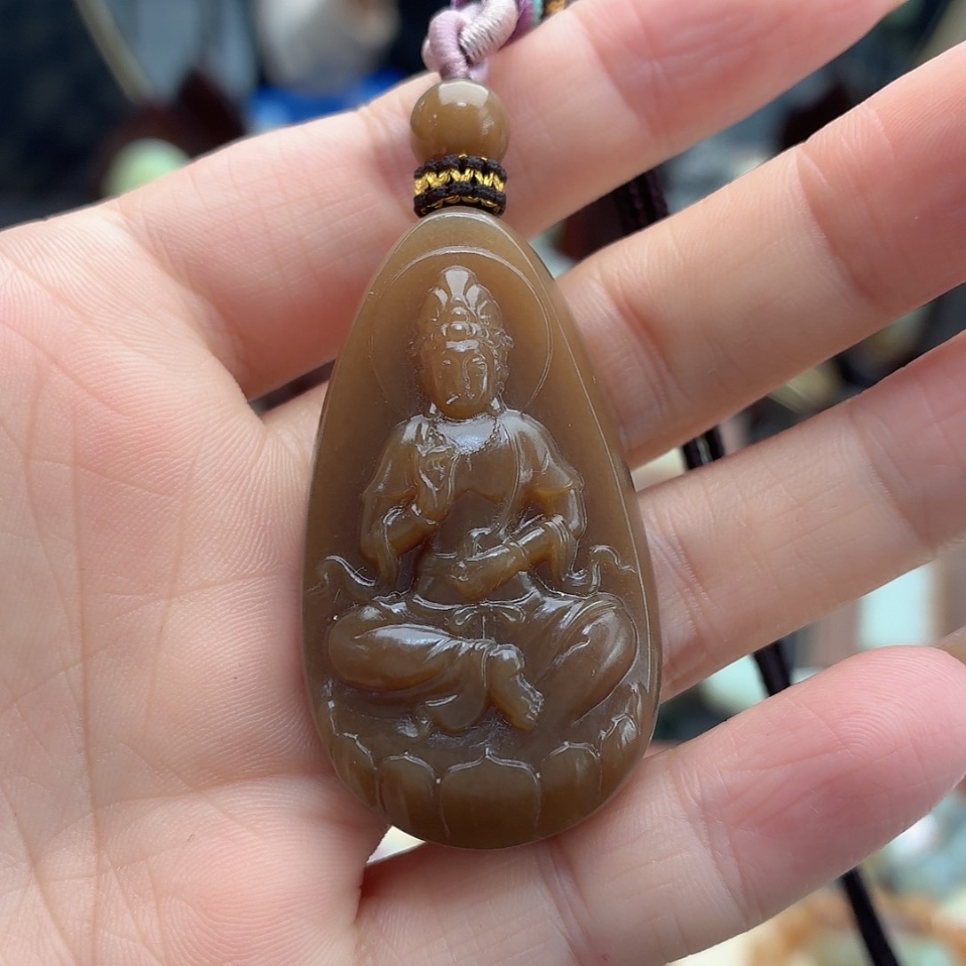 颈饰未镶嵌和田玉